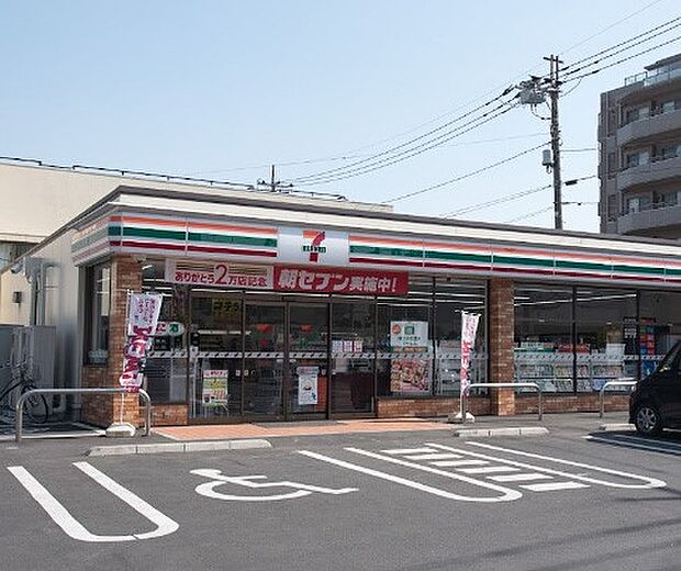 コンビニ 300m セブン-イレブン 上福岡富士見通り店