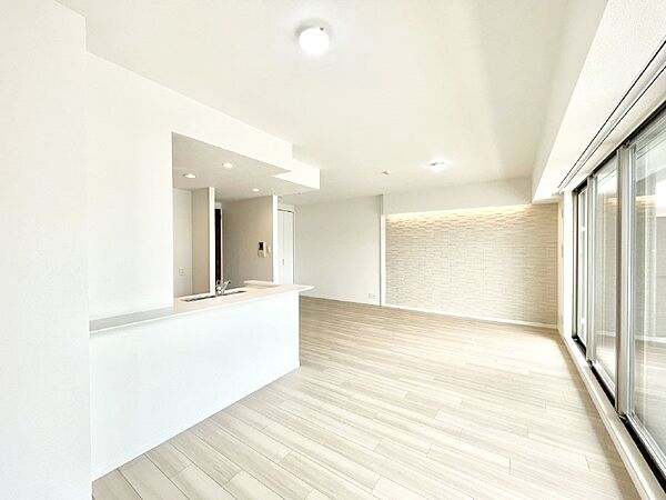 内装「無料オンライン相談」受付中！落ち着いた雰囲気のＬＤＫは家族みんなの快適空間