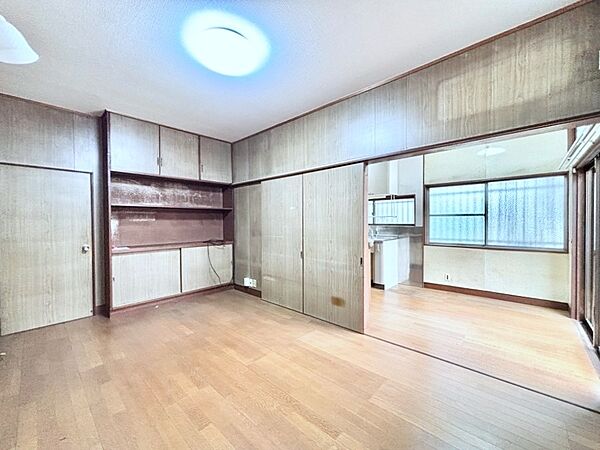収納が充実しているので、居住スペースを広く使えます。