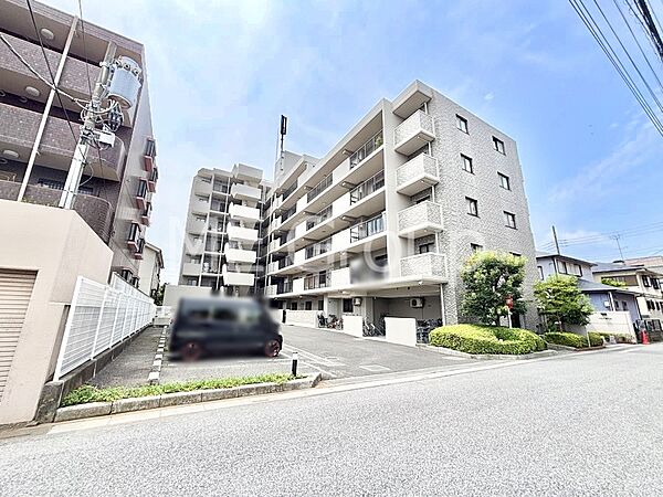 外観～弊社では無料オンライン相談を実施しております。お気軽にご相談ください～