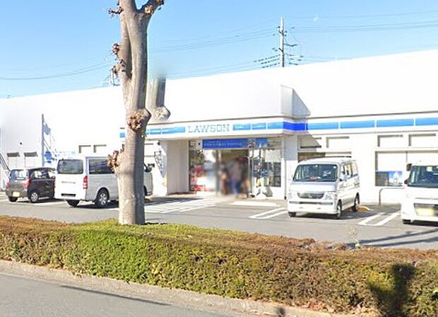 コンビニ 827m ローソン 鶴ヶ島松ヶ丘三丁目店