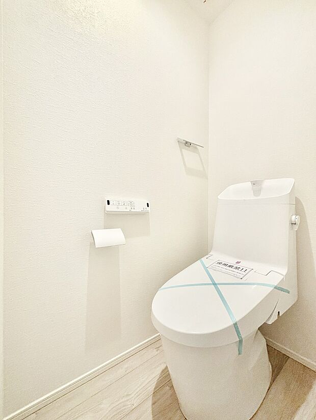 トイレは安心の2箇所！朝のバタバタも一安心です。 