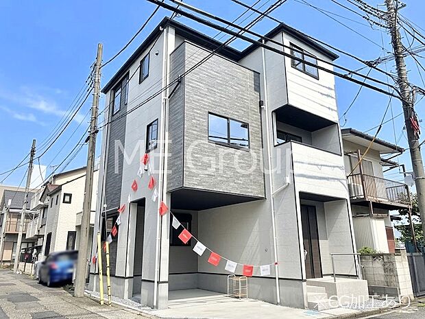 洗練された外観、上質な住空間が広がる室内は永く安心して過ごせる住居です。