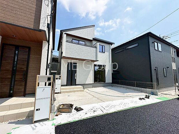 溢れる陽光でご家族の笑顔も輝く