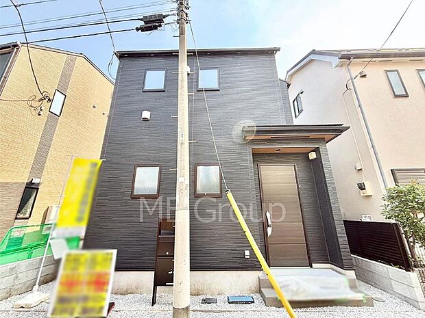 外観「無料オンライン相談」受付中！上質な住空間が広がる室内は永く安心して過ごせる住居です。 
