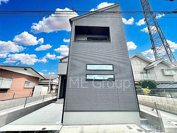外観「無料オンライン相談」受付中!洗練された外観、上質な住空間が広がる室内は永く安心して過ごせる住居