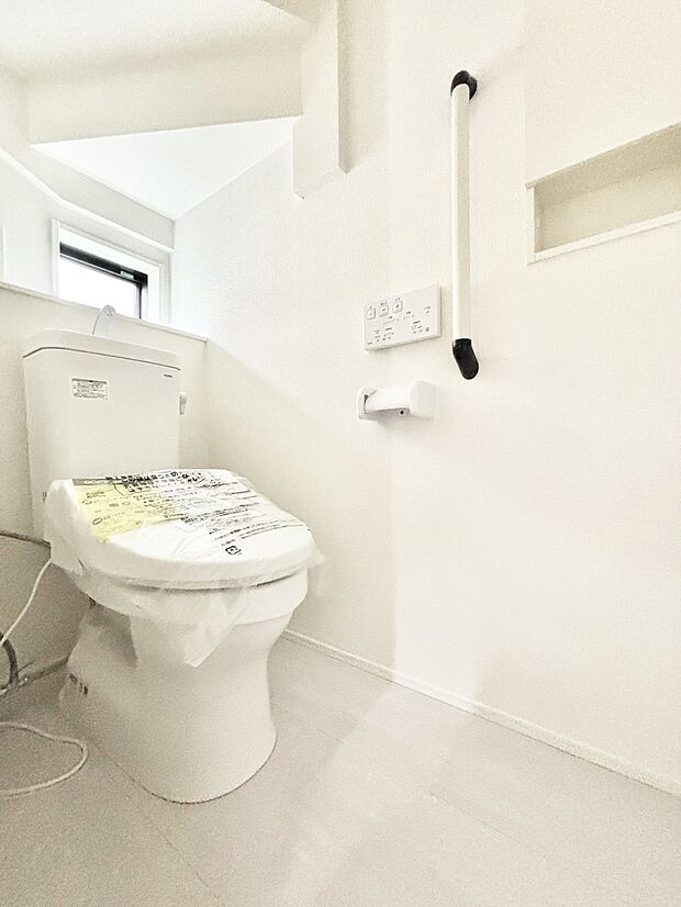 内装「無料オンライン相談」受付中!トイレは1階と2階それぞれに配置されていてとても便利です。