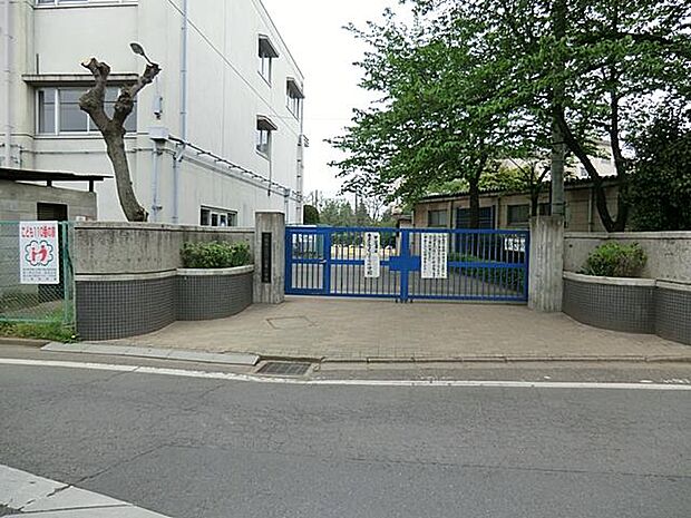 小学校 800m 川越市立霞ケ関東小学校