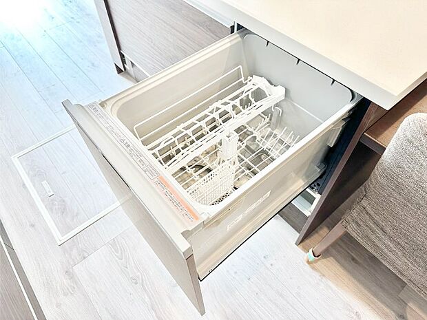 面倒なお片づけは食洗機にお任せ!家事の負担が減って、時間にも気持ちにもゆとりができます。
