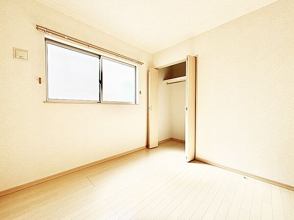 収納が充実しているので居住スペースを広々使えます
