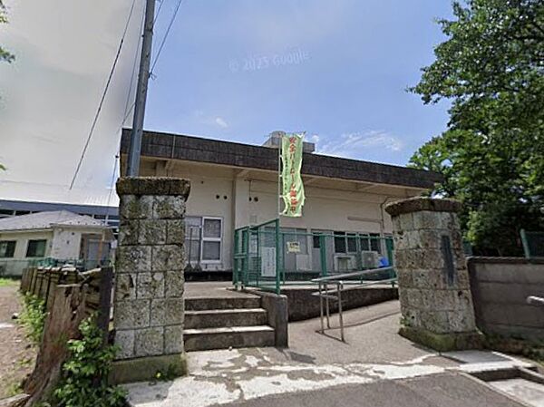 小学校 300m 藤沢市立藤沢小学校