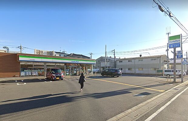 コンビニ 500m ファミリーマート 川口江戸袋店