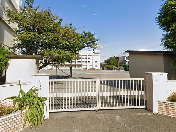 中学校 1180m 足立区立渕江中学校