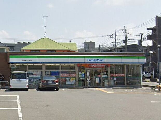 ドラッグストア 300m ファミリーマート 戸田新曽つつじ通り店