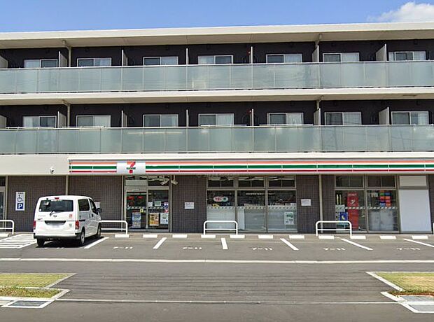 コンビニ 550m セブン-イレブン 蕨錦町6丁目店