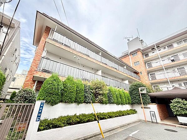溢れる陽光でご家族の笑顔も輝く
