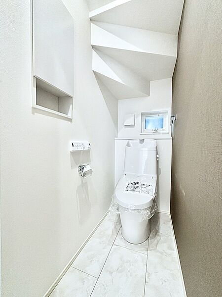 ウォシュレット付きトイレが1階と2階それぞれに配置されていてとても便利です。