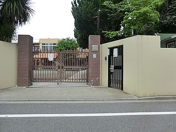 幼稚園・保育園 400m 明日香幼稚園