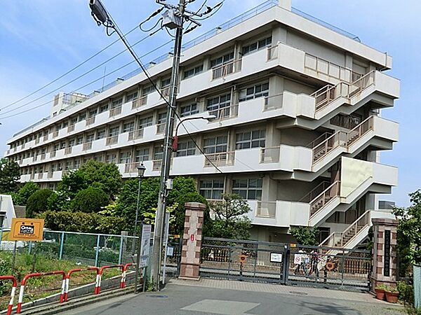 中学校 1010m さいたま市立東浦和中学校