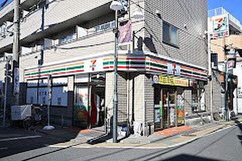 コンビニ 300m セブン-イレブン 練馬中村橋駅北店