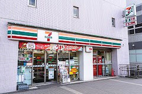 コンビニ 200m セブン-イレブン 三鷹駅前店
