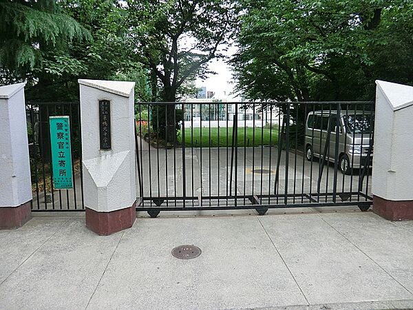 中学校 240m 豊島区立巣鴨北中学校