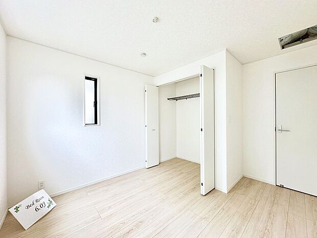 子供部屋にもおすすめな収納スペースたっぷりの居室