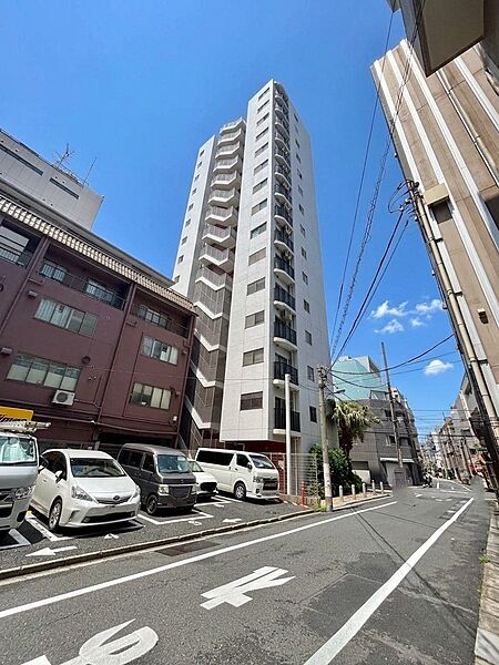 外観～弊社では無料オンライン相談を実施しております。お気軽にご相談ください～