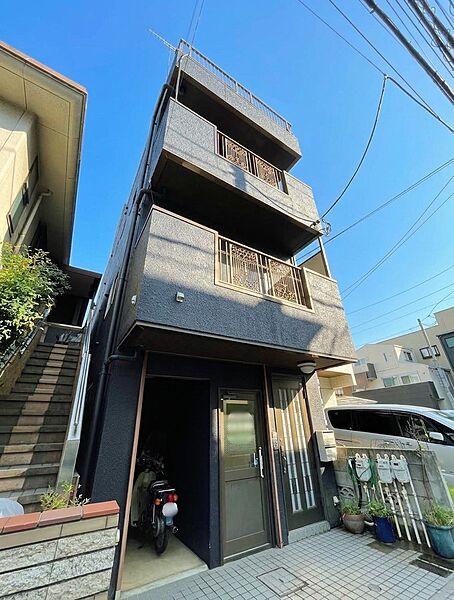 ご家族の思い出を育む、用途多彩な広々敷地
