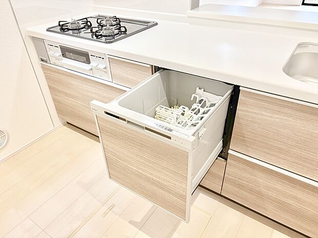 面倒なお片づけは食洗機にお任せ!家事の負担が減って、時間にも気持ちにもゆとりができます。