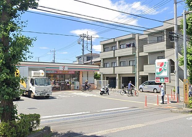 コンビニ 560m セブン-イレブン 朝霞幸町1丁目店