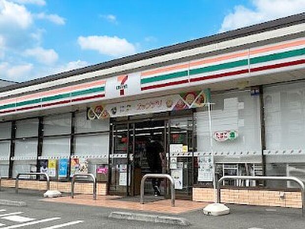 コンビニ 600m セブン-イレブン 小平花小金井4丁目店