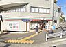 周辺：コンビニ 82m セブン-イレブン 新宿曙橋駅東店