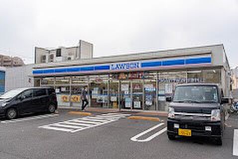 コンビニ 300m ローソン 西東京芝久保町一丁目店