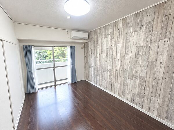 室内を拡大表示