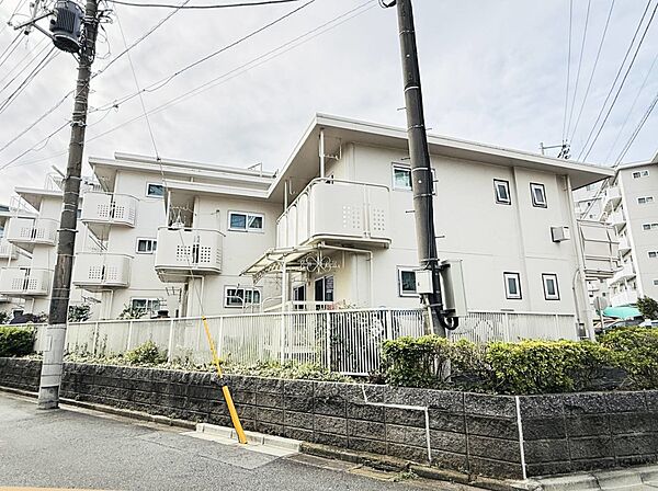 溢れる陽光でご家族の笑顔も輝く