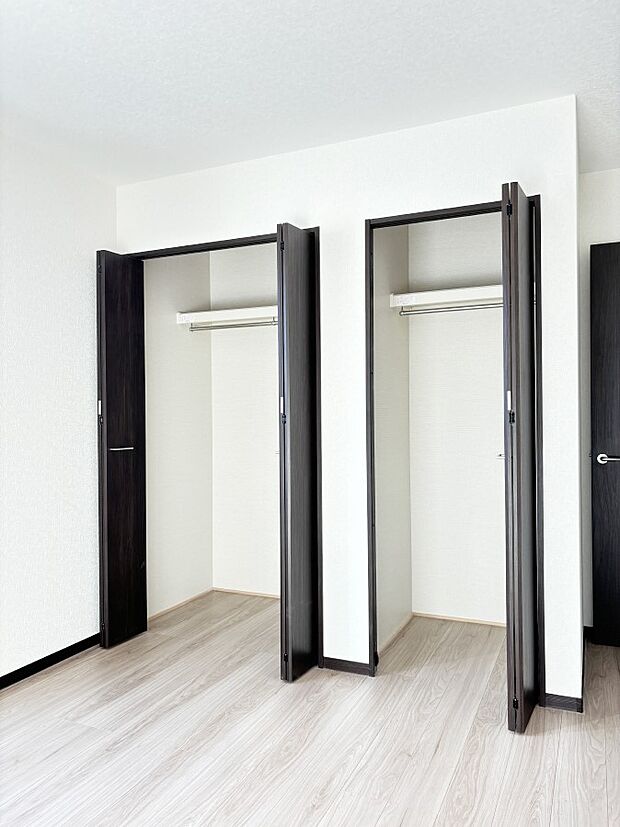 たっぷりの収納スペースでいつでも住空間がスッキリ保てそう