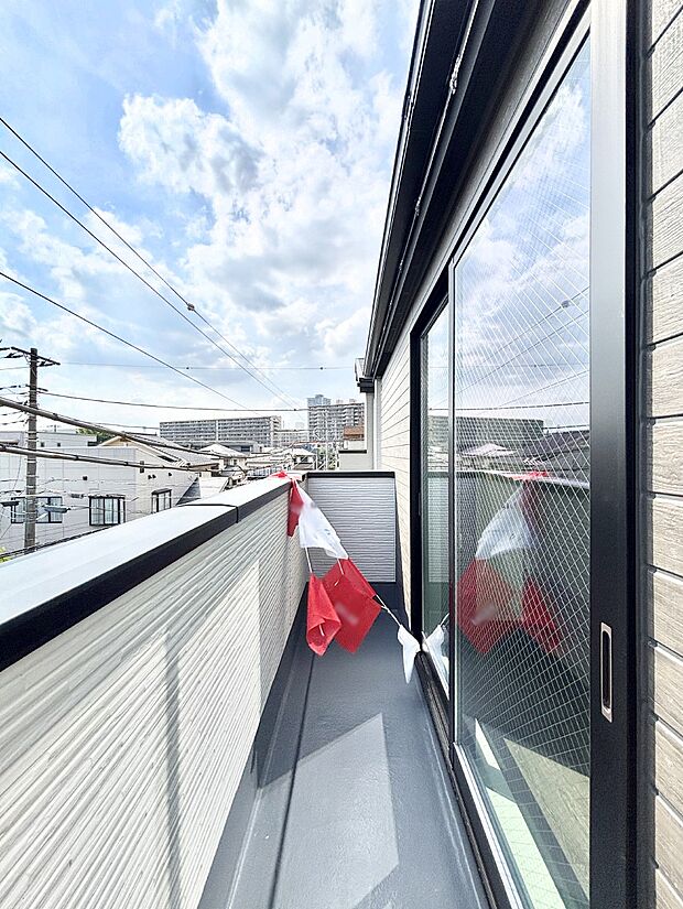 風通しの良いバルコニー