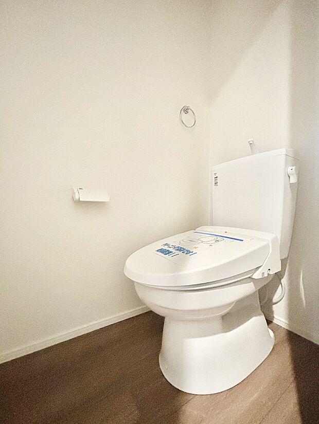 トイレは安心の2箇所!朝のバタバタも一安心です。