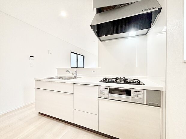 毎日使うキッチンだから、使いやすさ＆お手入れのしやすさにこだわりました。 