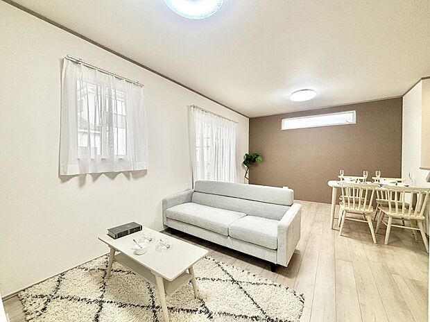 住む方の個性が引き出される、インテリアを考えるのが楽しみなリビングです！   