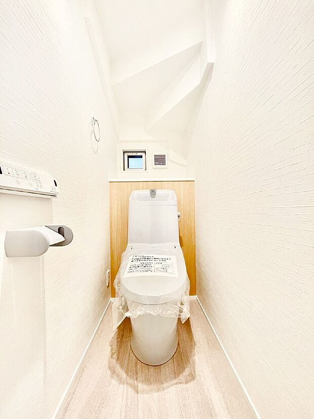 トイレは1階と2階それぞれに配置されていてとても便利です。 