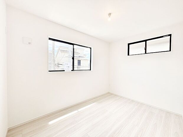 2面採光を確保した明るい空間。家族みんなが快適な暮らしを実現する設計です。