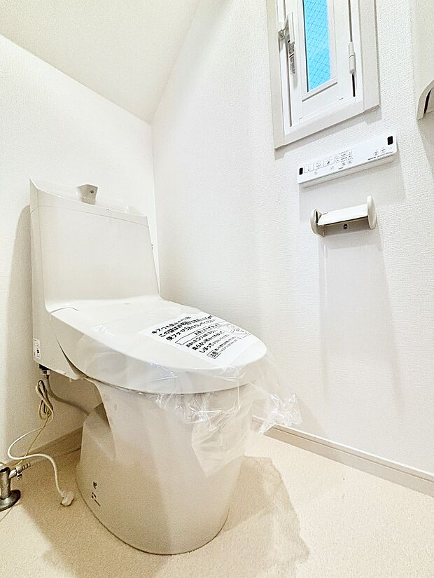 トイレは温水洗浄機能付き