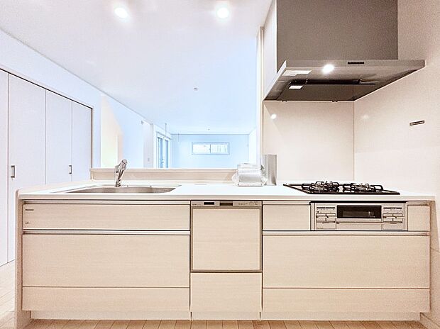 毎日使うキッチンだから、使いやすさ&お手入れのしやすさにこだわりました。