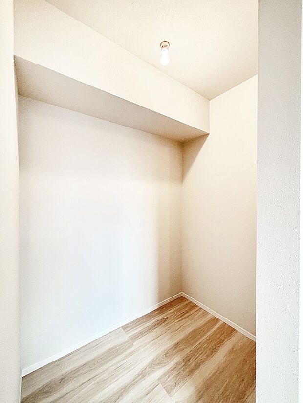 毎日の服選びが楽しくなるウォークインクローゼット