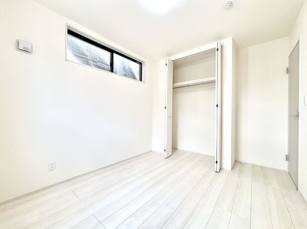 子供部屋にもおすすめな収納スペースたっぷりの居室