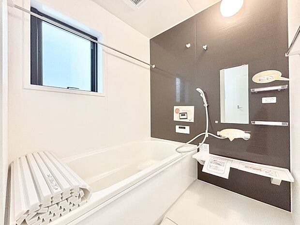 一日の疲れを癒やす大切なバスタイム。ゆっくりとお風呂を楽しんで疲れをとりたいですね!