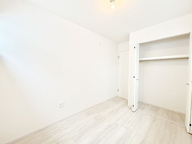 収納が充実しているので、居住スペースを広く使えます。 