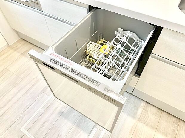 面倒なお片づけは食洗機にお任せ!家事の負担が減って、時間にも気持ちにもゆとりができます。